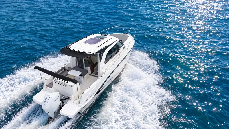 Slide: The Image of Beneteau Antares 8 V2 2024 - 4