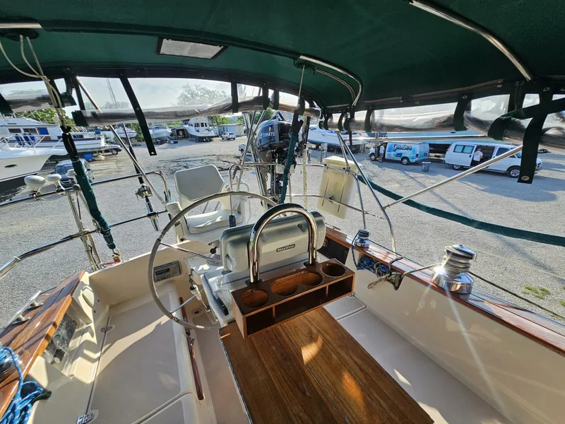 Slide: The Image of Island Packet 44 1994 - 5532383