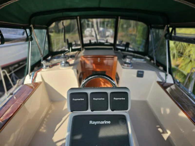 Slide: The Image of Island Packet 44 1994 - 5532386