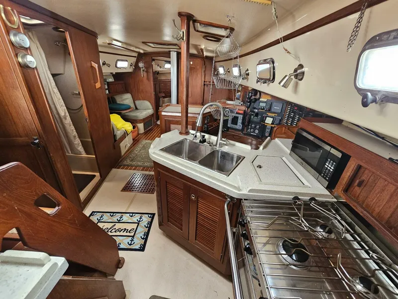 Slide: The Image of Island Packet 44 1994 - 5814010