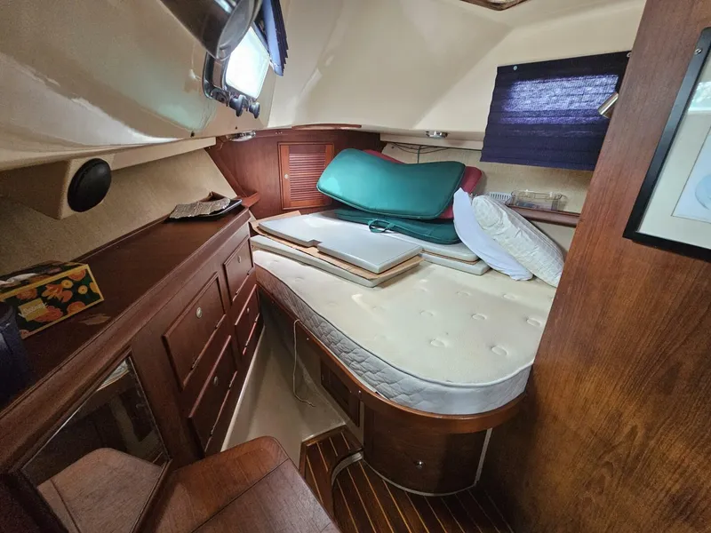 Slide: The Image of Island Packet 44 1994 - 5814011