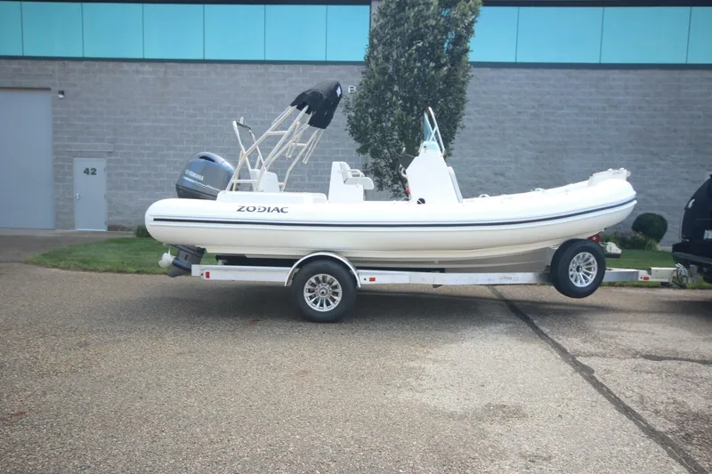 The Image of Zodiac Medline 5.8 NEO 2025 - 5611435