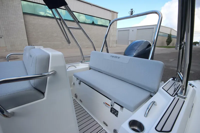 Slide: The Image of Zodiac Medline 5.8 NEO 2025 - 5611443