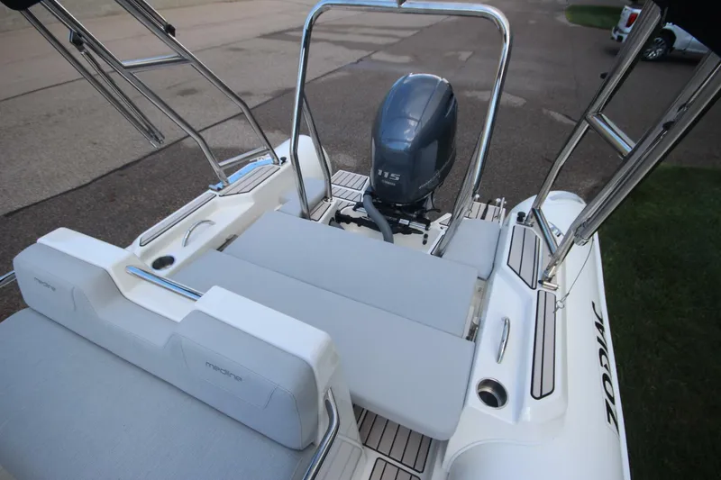 Slide: The Image of Zodiac Medline 5.8 NEO 2025 - 5611444