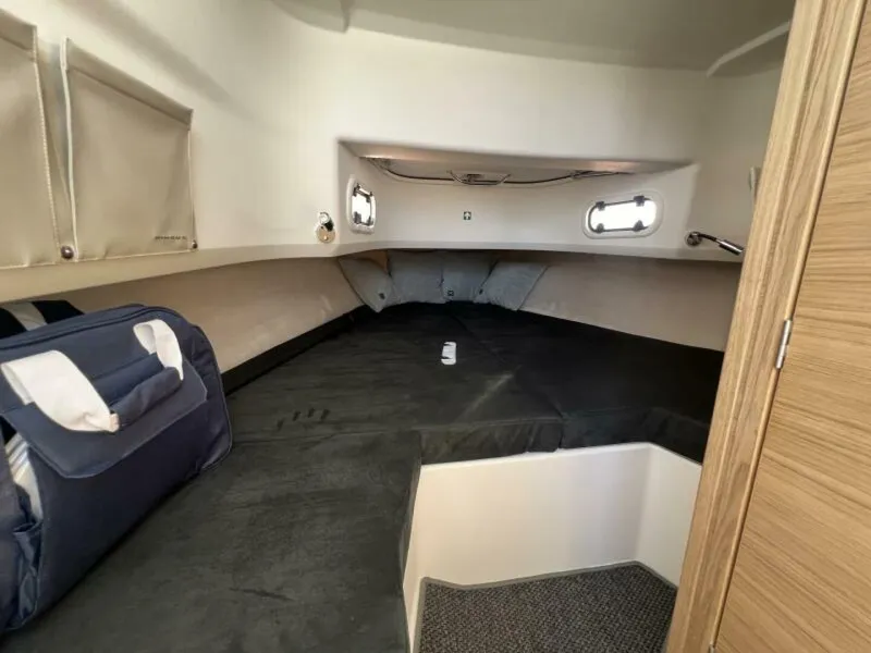 Slide: The Image of Nimbus T9 2024 - 5532759