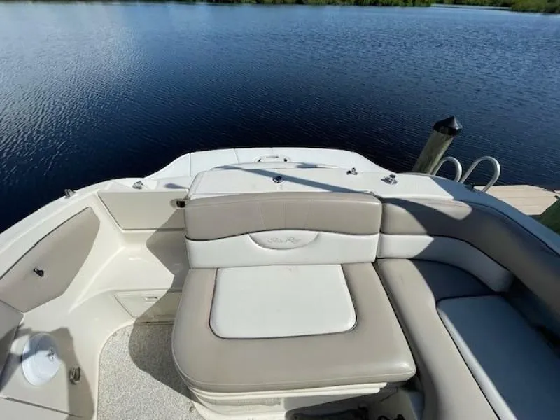 Slide: The Image of Sea Ray 220 Sundeck 2003 - 5650872