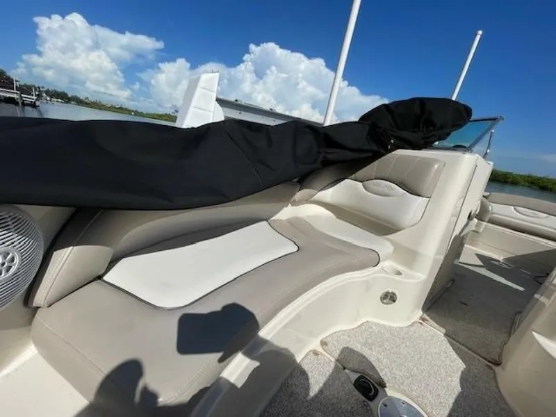 Slide: The Image of Sea Ray 220 Sundeck 2003 - 5650878