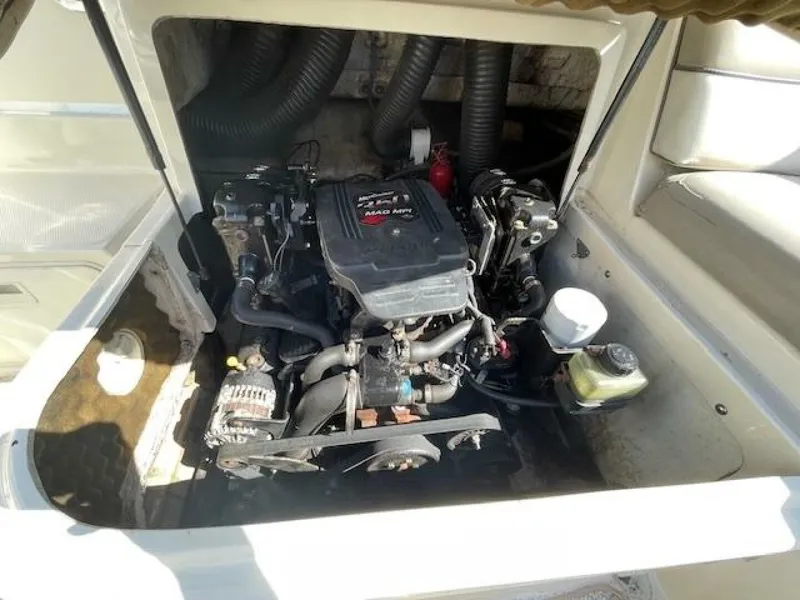 Slide: The Image of Sea Ray 220 Sundeck 2003 - 5650862