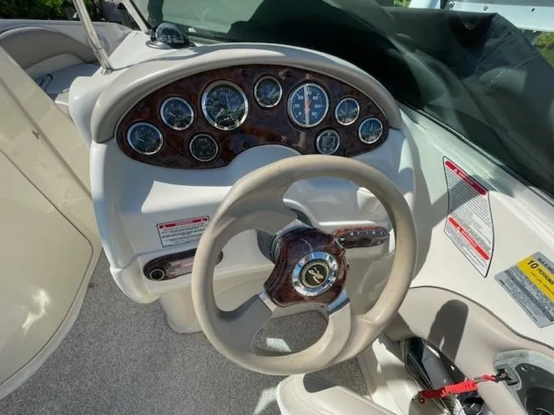 Slide: The Image of Sea Ray 220 Sundeck 2003 - 5650866