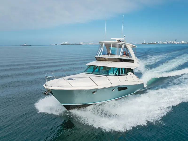 Slide: The Image of Tiara F44 Flybridge 2018 - 5533670