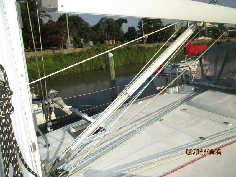 Slide: The Image of 46' Beneteau boom vang1 - 5533553