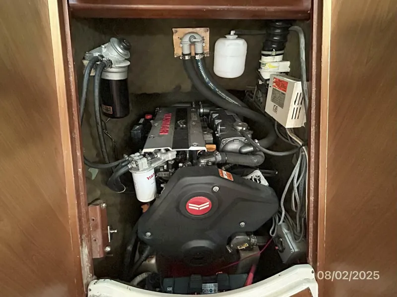 Slide: The Image of 46' Beneteau auxiliary access1 - 5533548