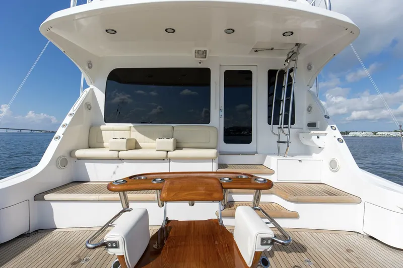 Slide: The Image of 2007 68 Hatteras 68 Enclosed Bridge REFUGE Cockpit  (8) - 5535635