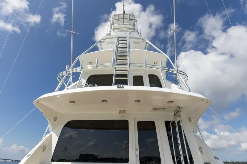 Slide: The Image of 2007 68 Hatteras 68 Enclosed Bridge REFUGE Tower  (2) - 5535647