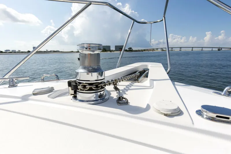 Slide: The Image of 2007 68 Hatteras 68 Enclosed Bridge REFUGE Windlass - 5535650