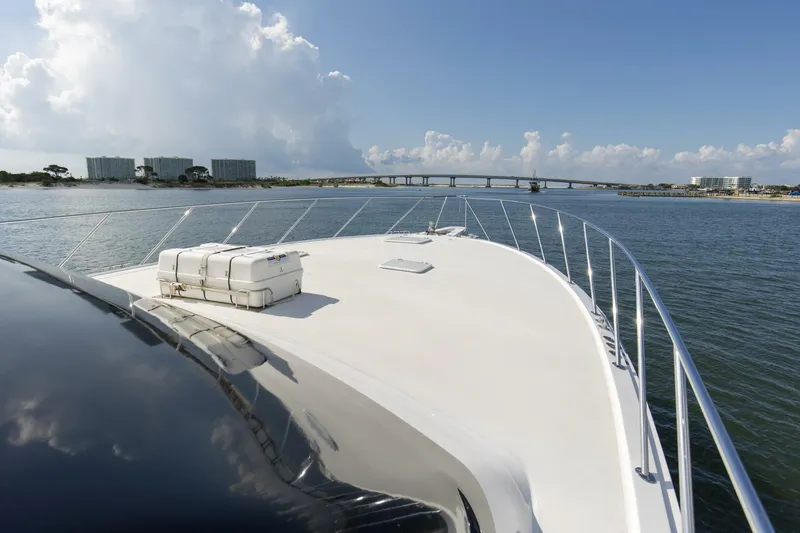 Slide: The Image of 2007 68 Hatteras 68 Enclosed Bridge REFUGE Bow (5) - 5535672