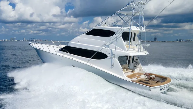 Slide: The Image of 2007 68 Hatteras 68 Enclosed Bridge REFUGE Running Profile (3) - 5539522