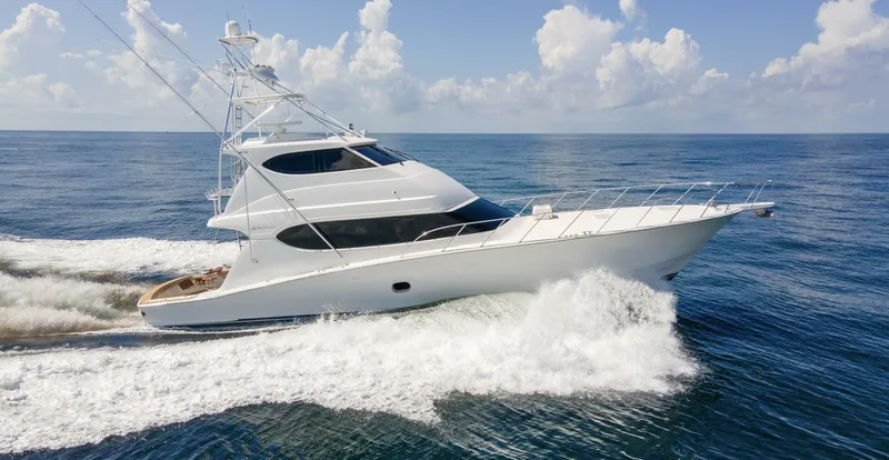 Slide: The Image of 2007 68 Hatteras 68 Enclosed Bridge REFUGE Running Profile (5) - 5539524