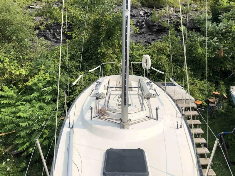 Slide: The Image of Tartan 33 1979 - 5539734