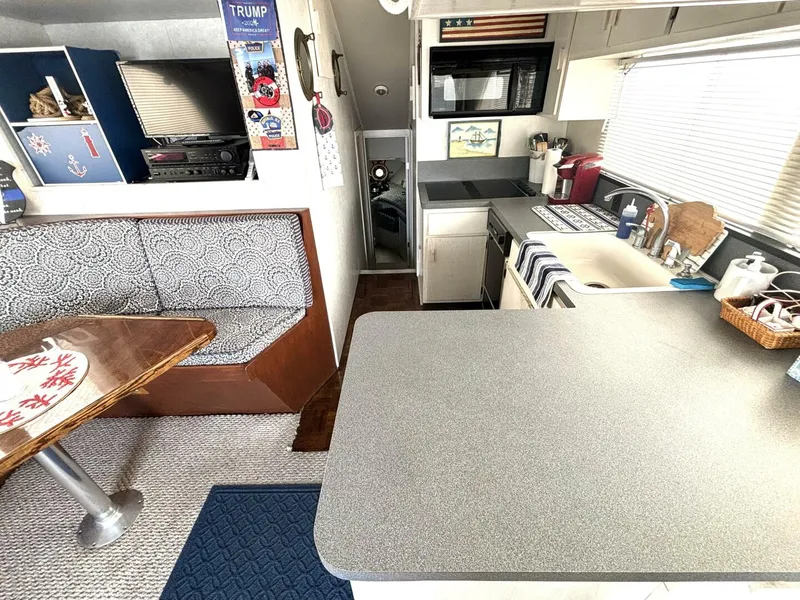 Slide: The Image of Davidson 48 Sportfish 1987 - 5534928