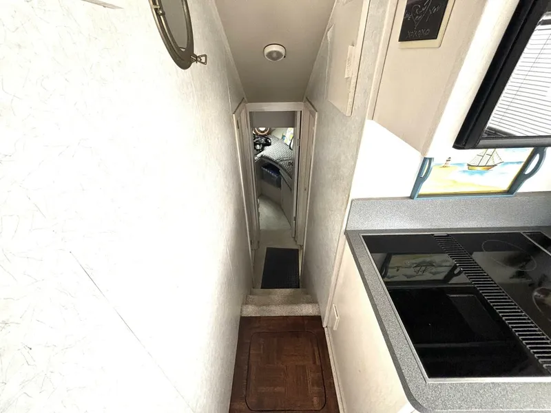 Slide: The Image of Davidson 48 Sportfish 1987 - 5534924