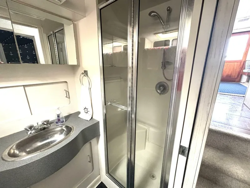 Slide: The Image of Davidson 48 Sportfish 1987 - 5534918