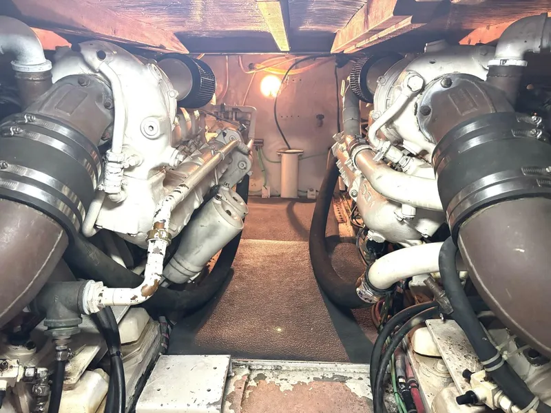 Slide: The Image of Davidson 48 Sportfish 1987 - 5534936