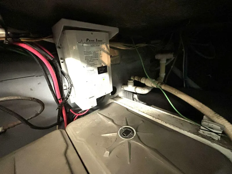 Slide: The Image of Davidson 48 Sportfish 1987 - 5534934