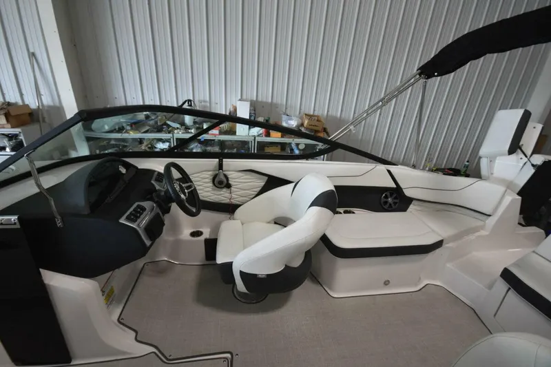 Slide: The Image of Regal 23 OBX 2021 - 5534716