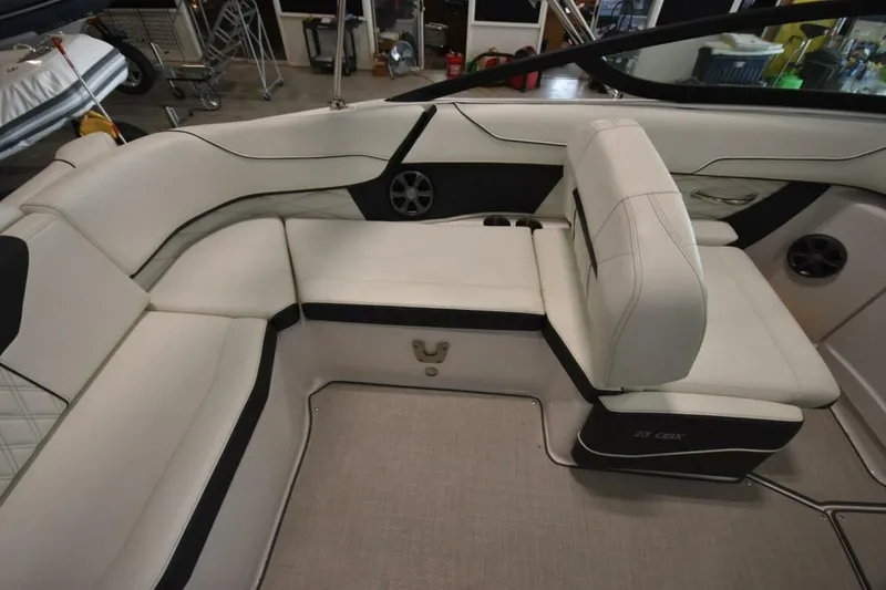 Slide: The Image of Regal 23 OBX 2021 - 5534723