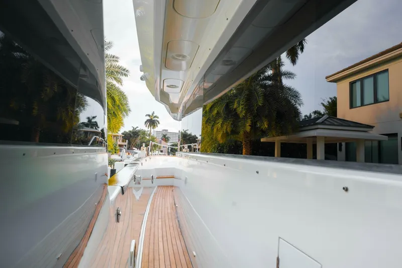 Slide: The Image of Sirena 64 2020 - 5603906