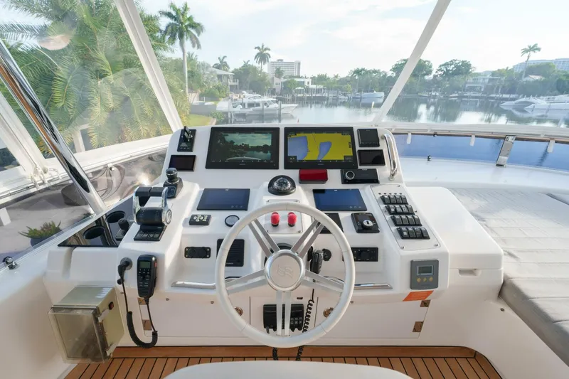 Slide: The Image of Sirena 64 2020 - 5603914