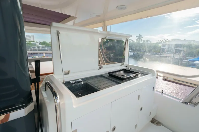 Slide: The Image of Sirena 64 2020 - 5603916