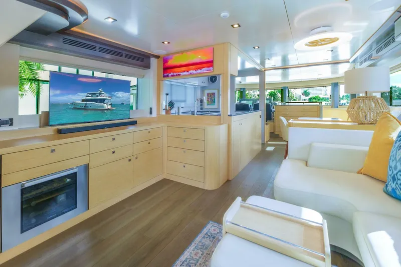 Slide: The Image of Sirena 64 2020 - 5603883