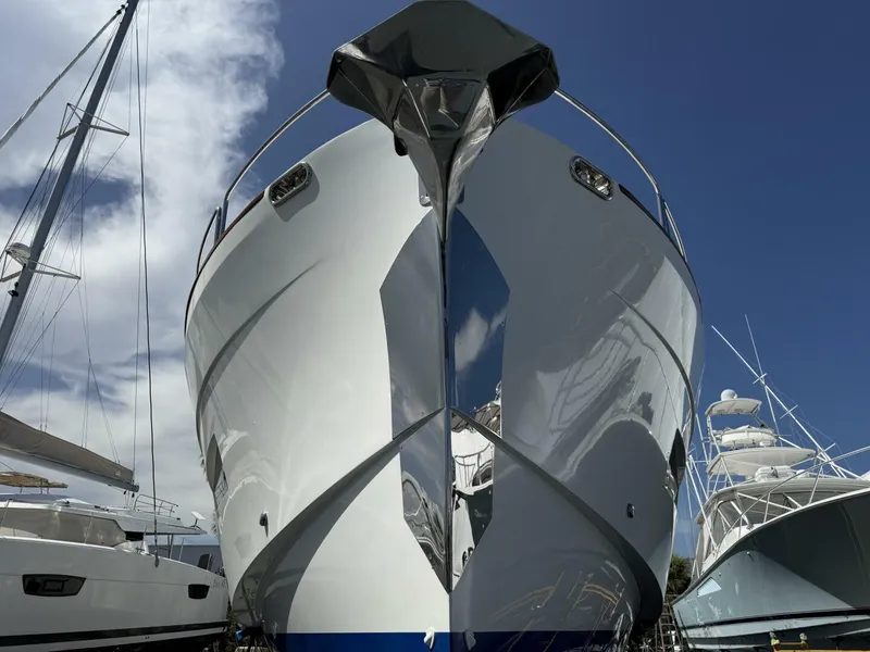 Slide: The Image of Sirena 64 2020 - 5603944