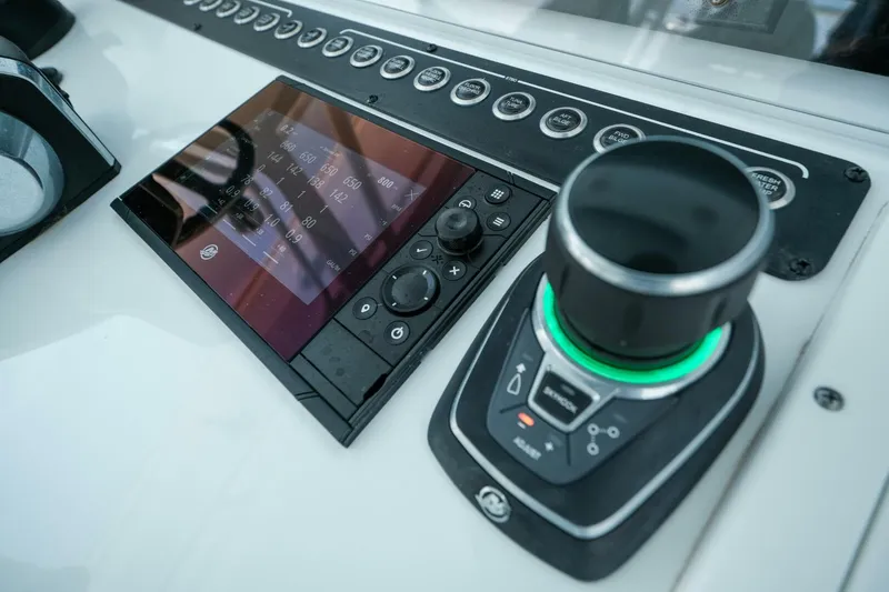 Slide: The Image of 2023 Freeman 42 LR - 5548154