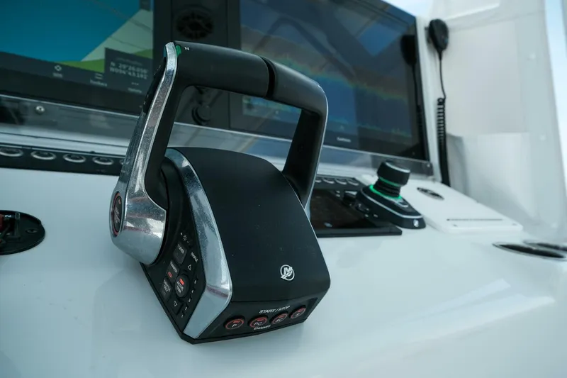 Slide: The Image of 2023 Freeman 42 LR - 5548159