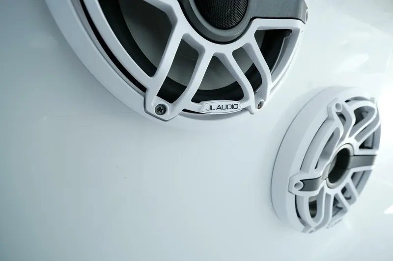 Slide: The Image of 2023 Freeman 42 LR - 5548211