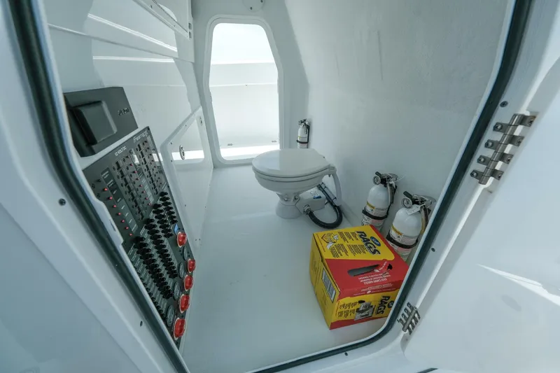 Slide: The Image of 2023 Freeman 42 LR - 5548215