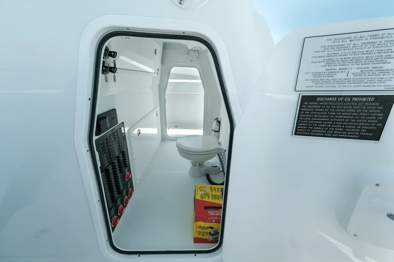 Slide: The Image of 2023 Freeman 42 LR - 5548216