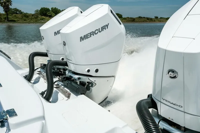 Slide: The Image of 2023 Freeman 42 LR - 5548234