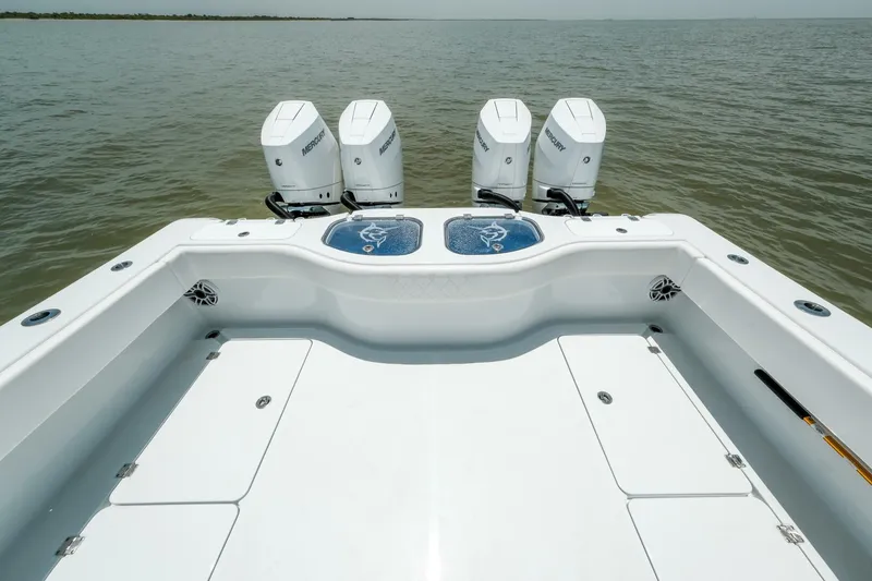 Slide: The Image of 2023 Freeman 42 LR - 5548246