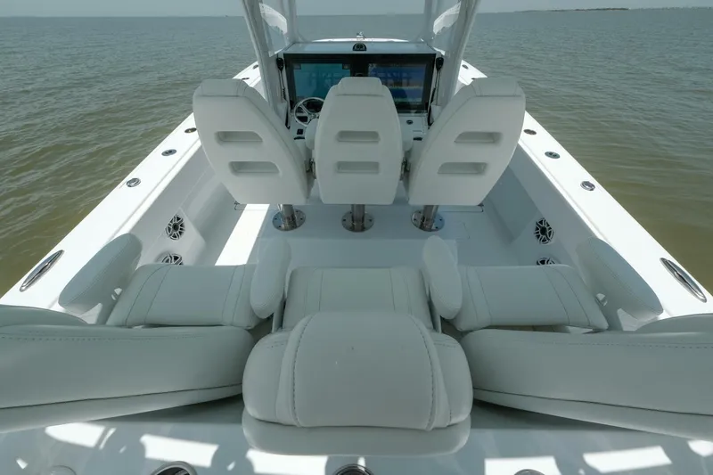 Slide: The Image of 2023 Freeman 42 LR - 5548138