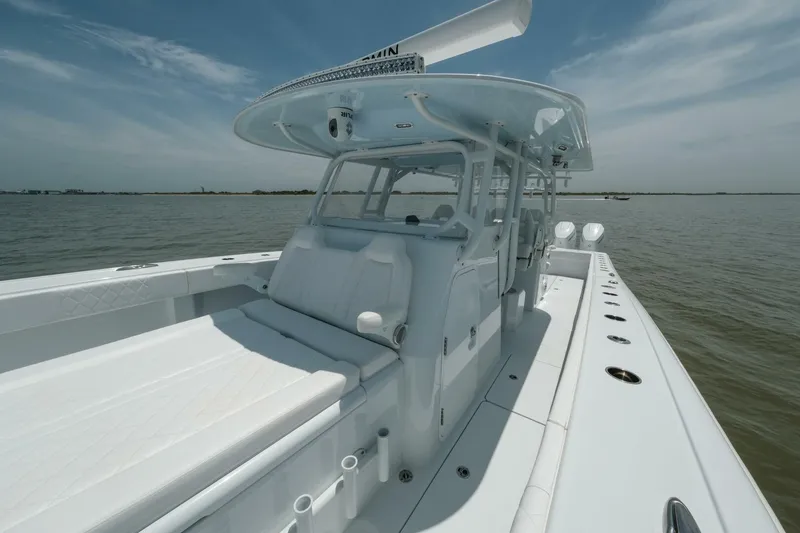 Slide: The Image of 2023 Freeman 42 LR - 5548273