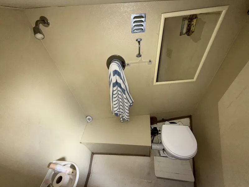 Slide: The Image of Custom 38 Custom 1984 - 5586458