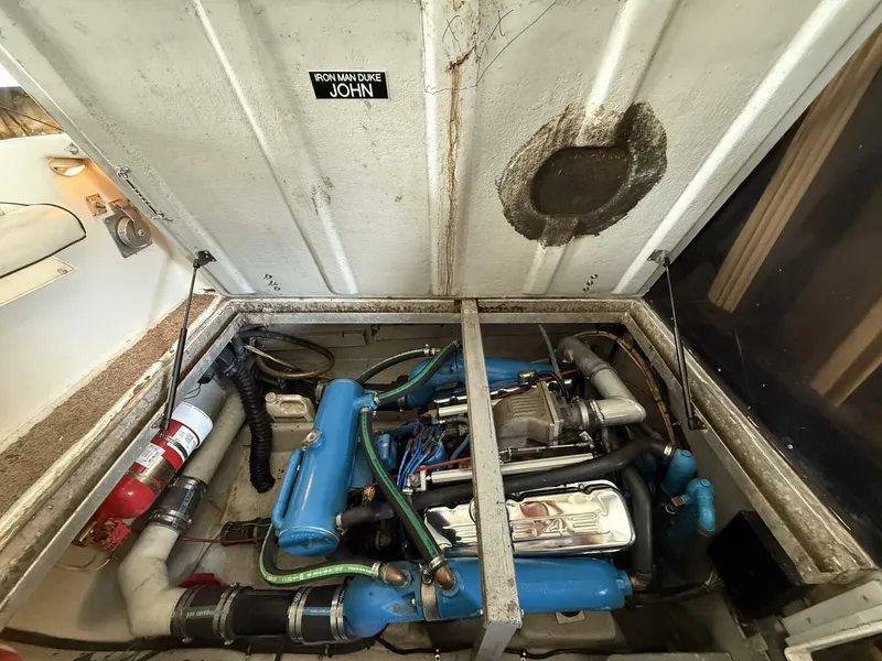 Slide: The Image of Custom 38 Custom 1984 - 5586612