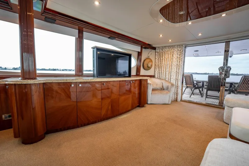 Slide: The Image of Lazzara Yachts 80 EB 2003 - 5607468