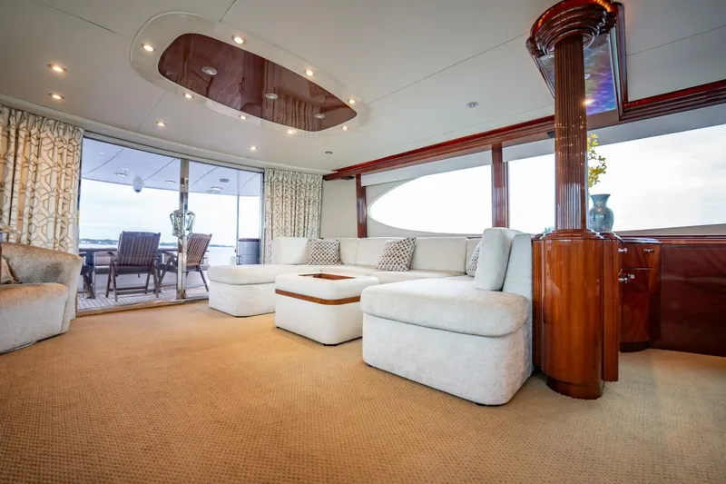 Slide: The Image of Lazzara Yachts 80 EB 2003 - 5607475