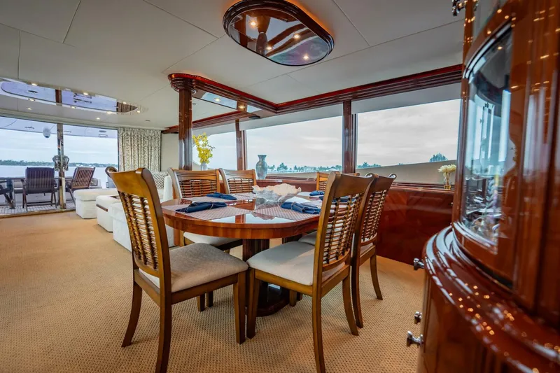 Slide: The Image of Lazzara Yachts 80 EB 2003 - 5607478