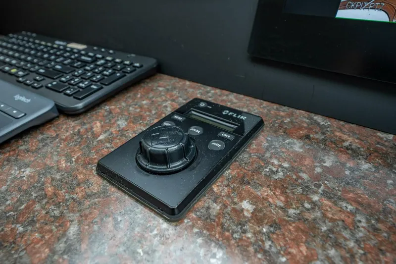 Slide: The Image of Lazzara Yachts 80 EB 2003 - 5607568